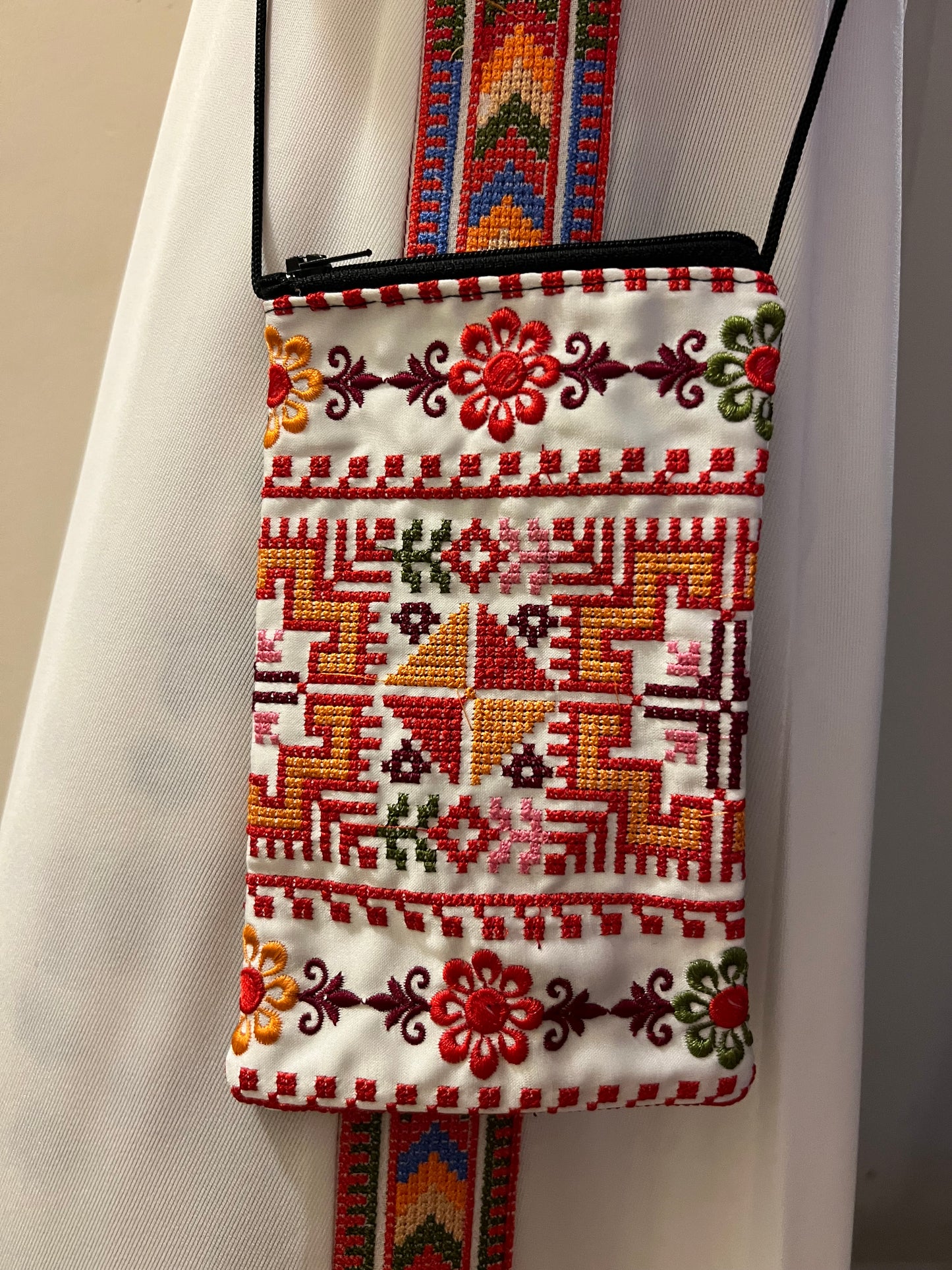 Tatreez (Embroidered) Phone purse