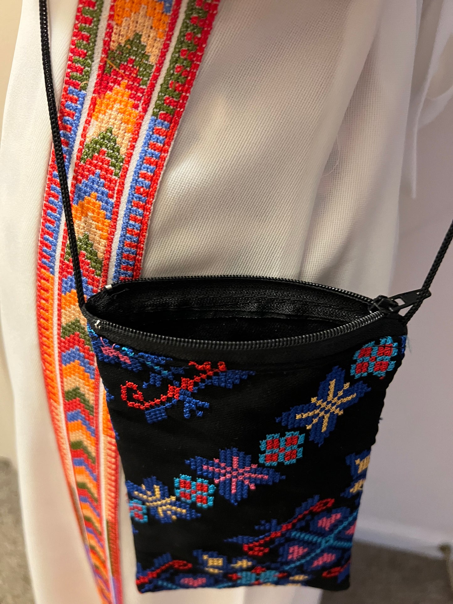 Tatreez (Embroidered) Phone purse