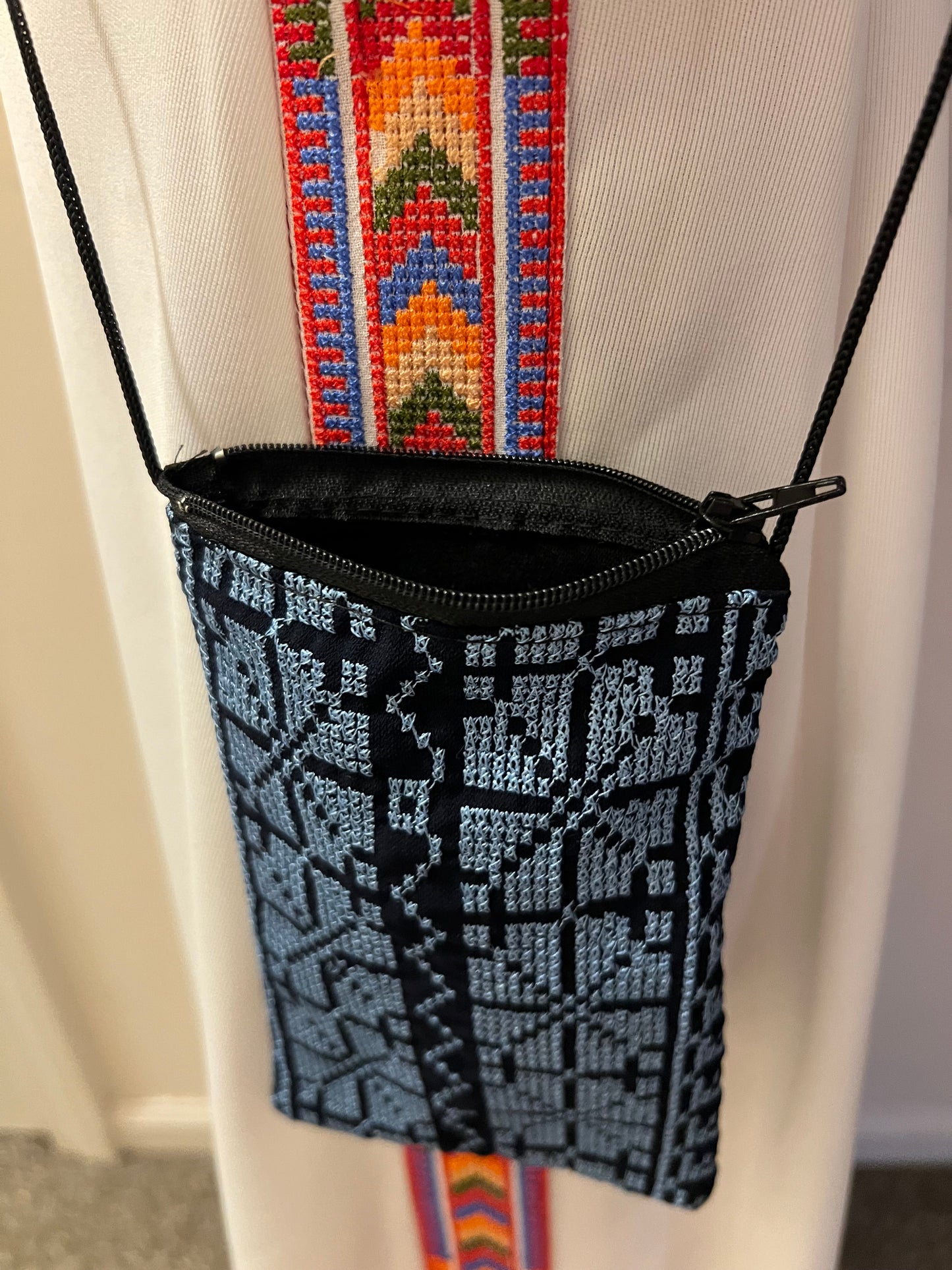 Tatreez (Embroidered) Phone purse