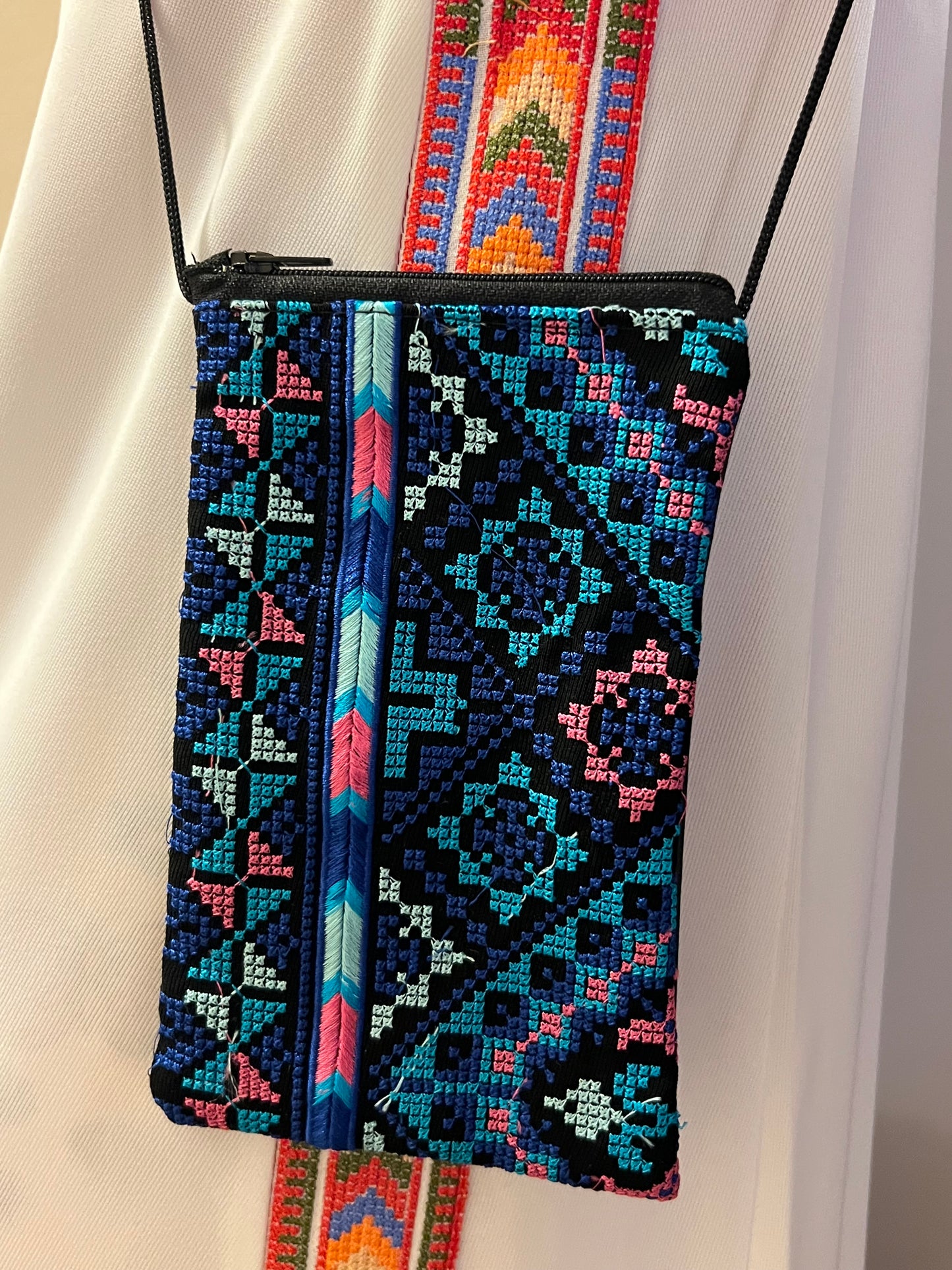 Tatreez (Embroidered) Phone purse