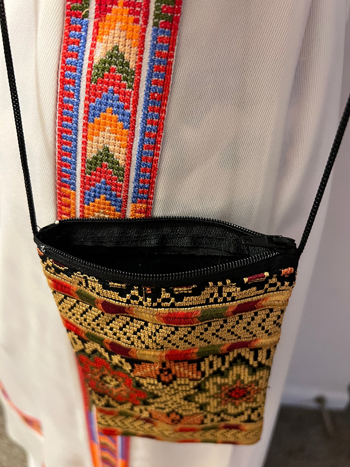 Tatreez (Embroidered) Phone purse